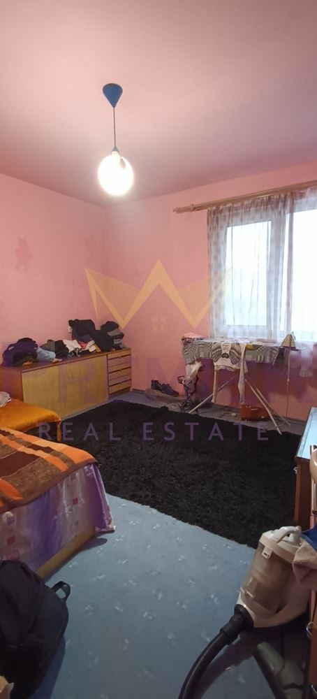 Продава ЕТАЖ ОТ КЪЩА, гр. Варна, Виница, снимка 3 - Етаж от къща - 47402898