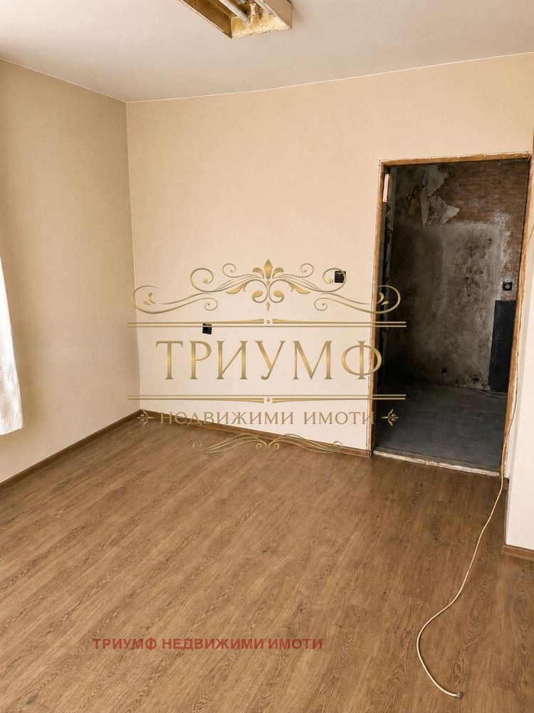 Продава КЪЩА, с. Долище, област Варна, снимка 7 - Къщи - 55259034