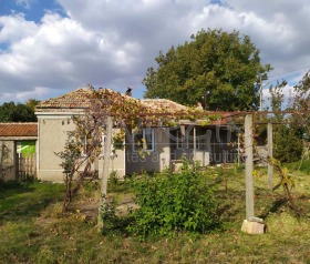 Продажба на имоти в с. Момчилово, област Варна - изображение 5 