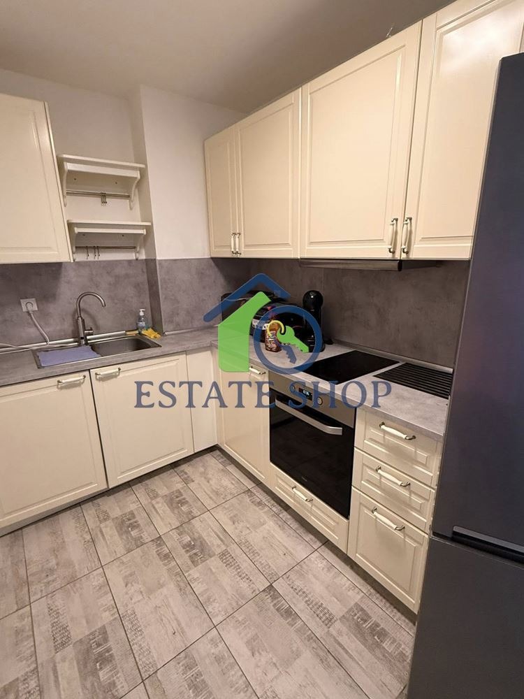 Eladó  1 hálószoba Plovdiv , Mladezski Halm , 65 négyzetméter | 45505742