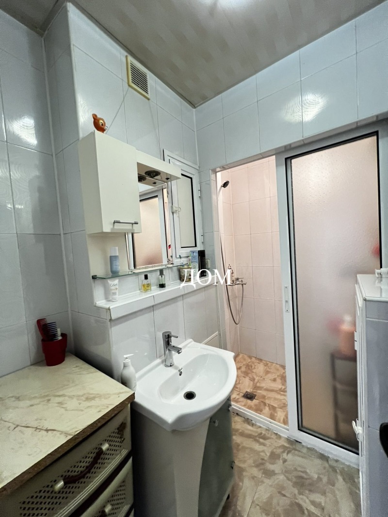 Продается  2 спальни Шумен , Боян Българанов 1 , 78 кв.м | 56298268 - изображение [10]