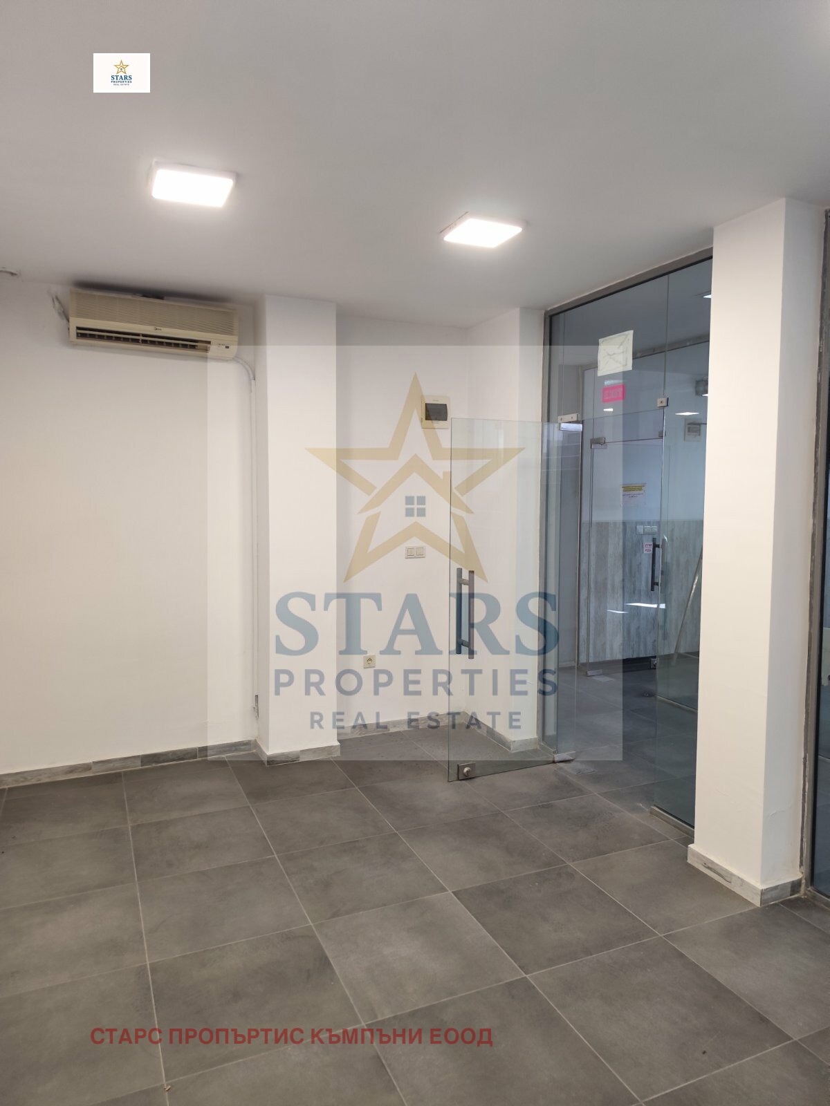 Продава ОФИС, гр. Варна, Централна поща, снимка 2 - Офиси - 52627548