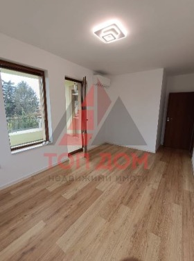 2 makuuhuonetta m-t Dolna Traka, Varna
