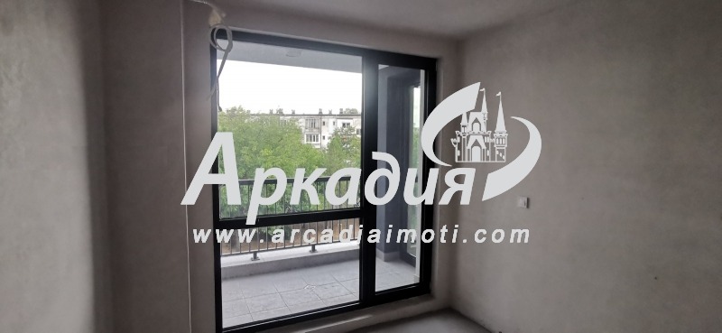 Eladó  1 hálószoba Plovdiv , Vastanicseski , 70 négyzetméter | 67174097