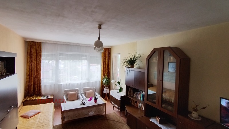 For Sale  2 bedroom Dobrich , Hristo Botev , 88 sq.m | 82221473