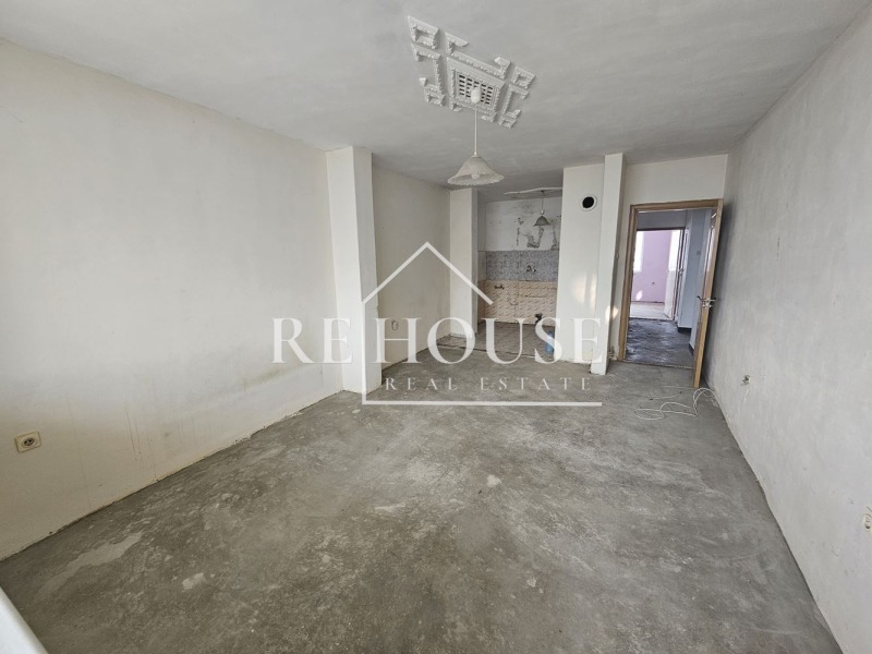 Продается  2 спальни Варна , Лятно кино Тракия , 102 кв.м | 88116314 - изображение [2]