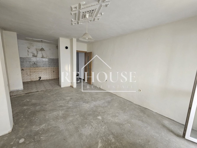 Продается  2 спальни Варна , Лятно кино Тракия , 102 кв.м | 88116314