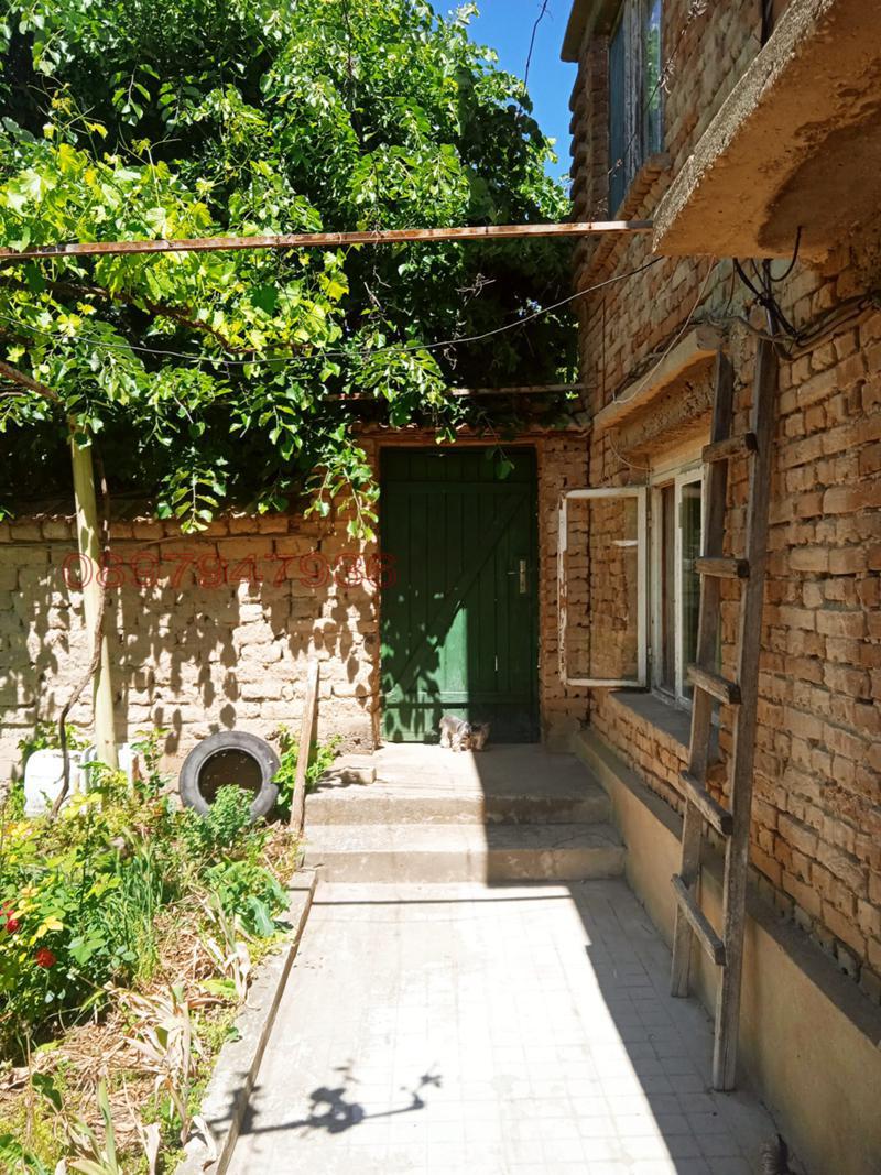 Продава КЪЩА, с. Кочово, област Шумен, снимка 2 - Къщи - 52780483