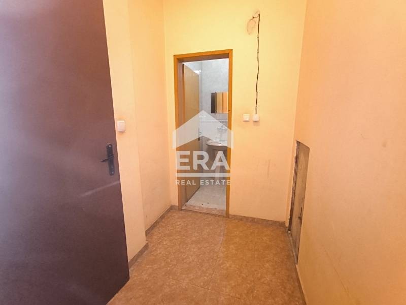 Продава БИЗНЕС ИМОТ, гр. Хасково, Училищни, снимка 6 - Други - 54266775