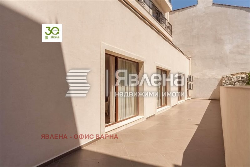 Продава МНОГОСТАЕН, гр. Варна, Център, снимка 11 - Апартаменти - 56341548