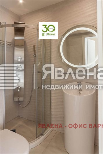 Продава МНОГОСТАЕН, гр. Варна, Център, снимка 2 - Апартаменти - 56341548