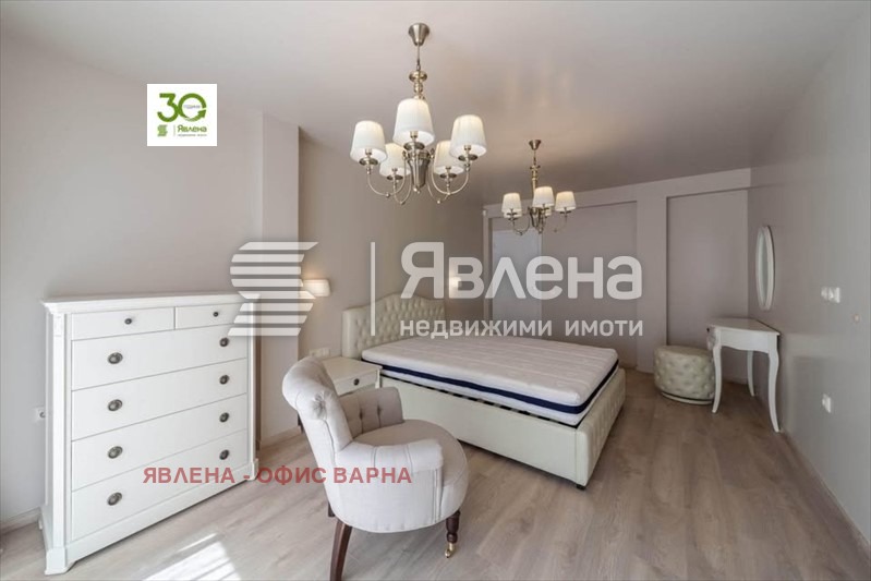 Продава МНОГОСТАЕН, гр. Варна, Център, снимка 7 - Апартаменти - 56341548