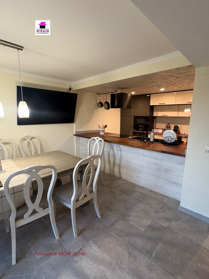 Продава  Къща град Русе , Долапите , 330 кв.м | 66279209