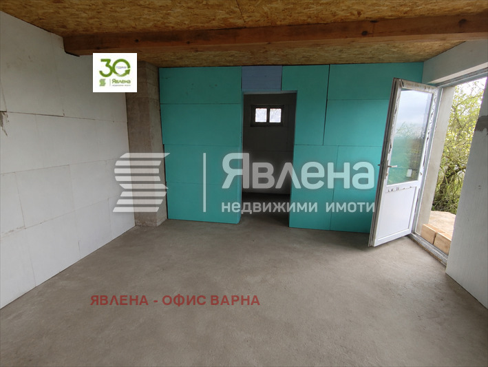 Продава КЪЩА, гр. Варна, м-т Боровец - север, снимка 3 - Къщи - 54770028