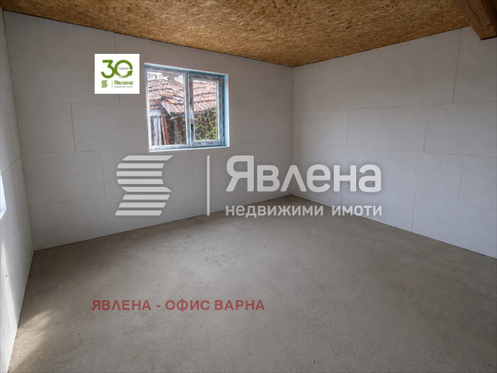 Продава КЪЩА, гр. Варна, м-т Боровец - север, снимка 2 - Къщи - 54770028