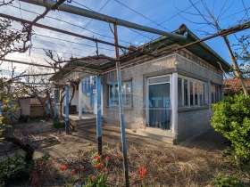 Продажба на имоти в с. Поликраище, област Велико Търново - изображение 16 