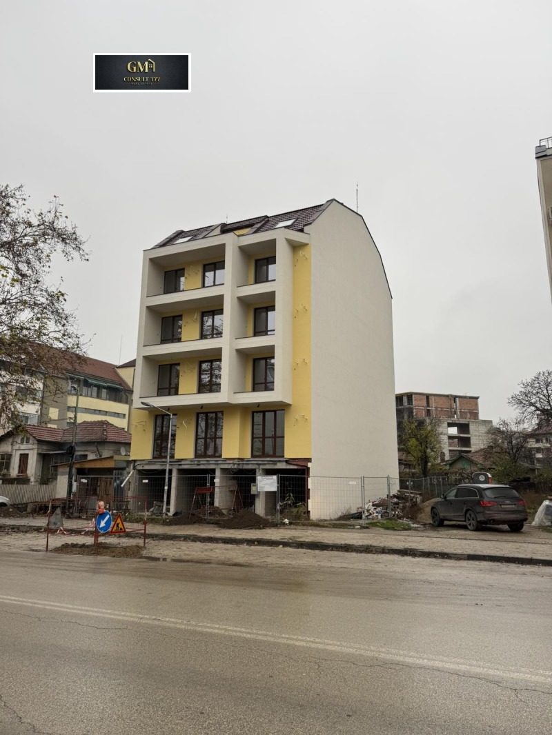 Продава 3-СТАЕН, град Плевен, Широк център • 124000 € / 242522.92 лв. • 12983535 1