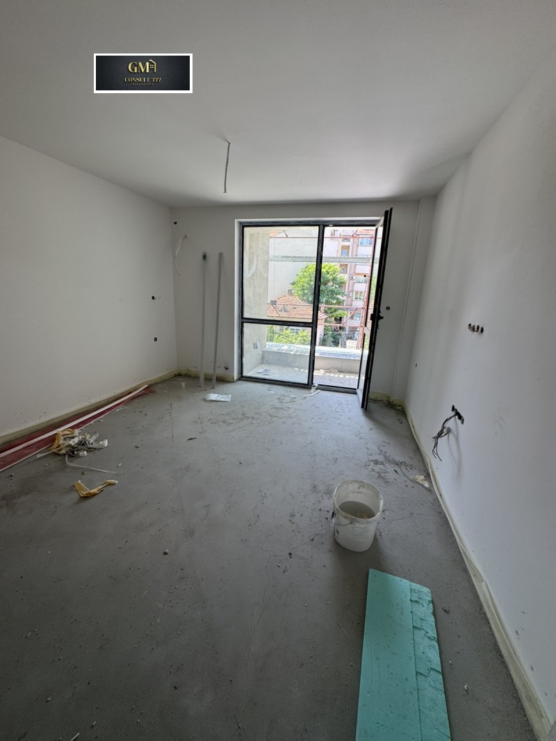 Eladó  2 hálószobás Pleven , Sirok centar , 86 négyzetméter | 24700250 - kép [4]
