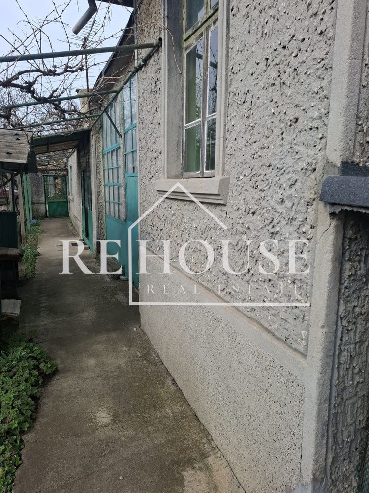 Продава КЪЩА, с. Караманите, област Варна, снимка 14 - Къщи - 53770159