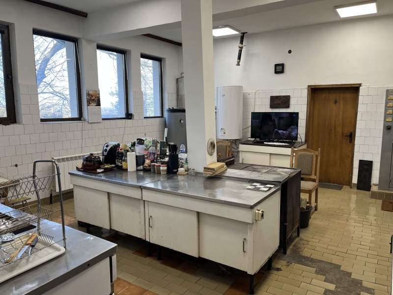 Продава ВИЛА, с. Крушари, област Добрич, снимка 16 - Вили - 53066442