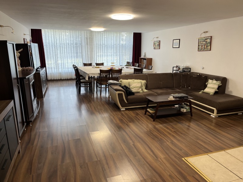 Продава ВИЛА, с. Крушари, област Добрич, снимка 7 - Вили - 53066442