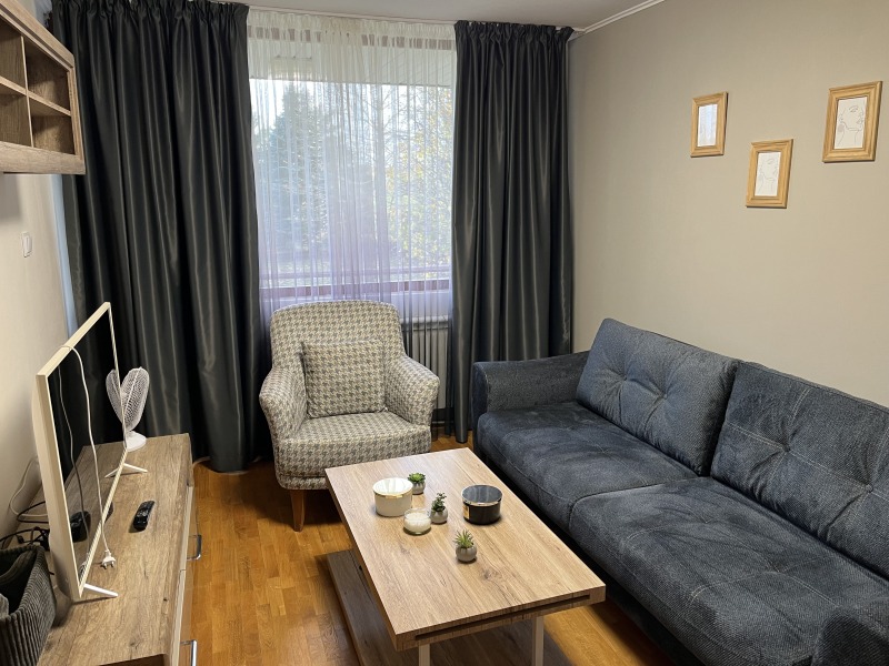 Продава ВИЛА, с. Крушари, област Добрич, снимка 14 - Вили - 53066442