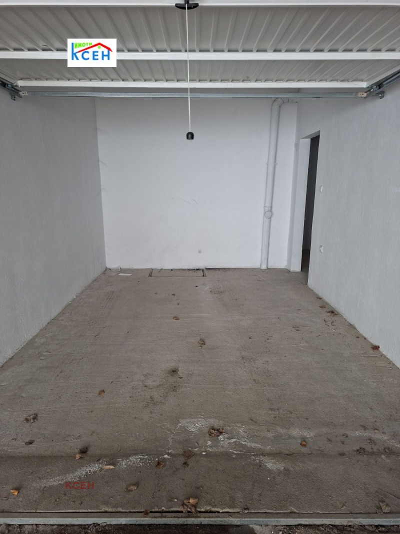 Продава ГАРАЖ, ПАРКОМЯСТО, гр. Търговище, Център, снимка 5 - Гаражи и паркоместа - 53370577