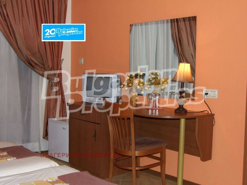 Продава  Хотел област Бургас , с. Равда , 1000 кв.м | 75686102 - изображение [2]