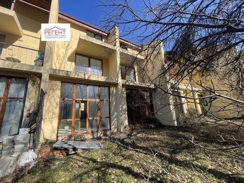 Продава КЪЩА в град Габрово, Център - 165 кв.м / 130 000 € » 254 257.90 лв., РЕГЕНТ