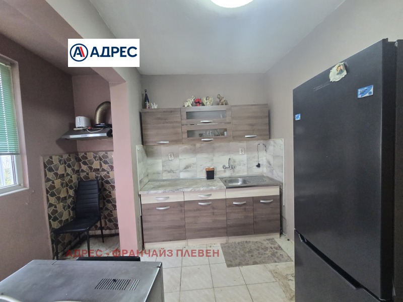 Продава 2-СТАЕН, гр. Плевен, Сторгозия, снимка 3 - Апартаменти - 52600589