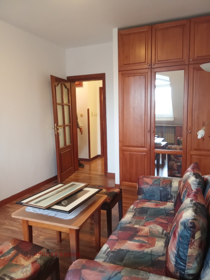 Eladó  2 hálószobás Sofia , Borovo , 130 négyzetméter | 67088131 - kép [16]