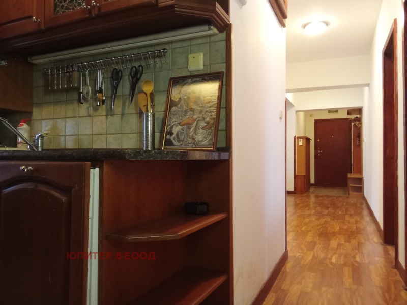 Eladó  2 hálószobás Sofia , Borovo , 130 négyzetméter | 67088131 - kép [10]