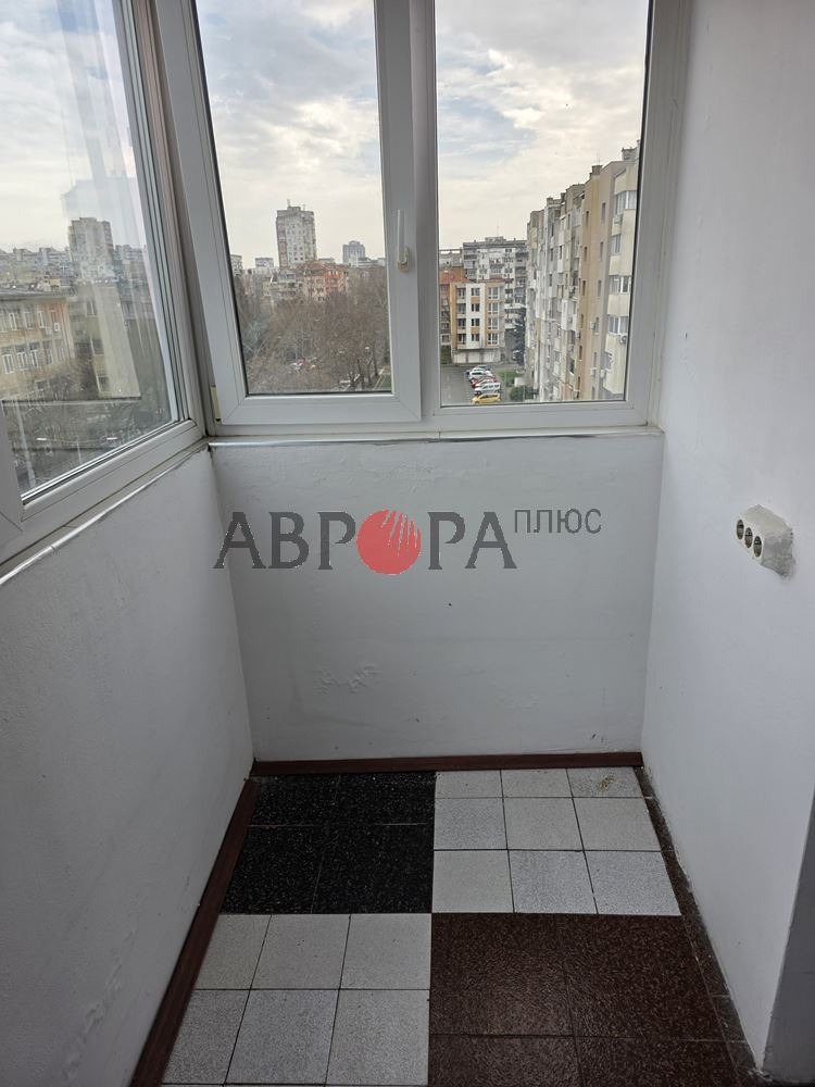 Продава 3-СТАЕН, гр. Бургас, Възраждане, снимка 4 - Апартаменти - 54047186