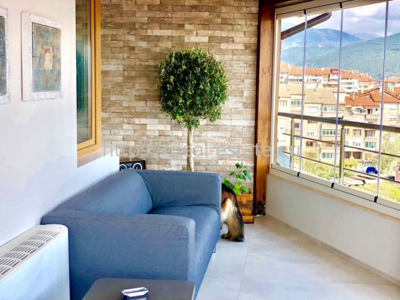 Продава МНОГОСТАЕН, гр. Благоевград, Освобождение, снимка 9 - Апартаменти - 53040185