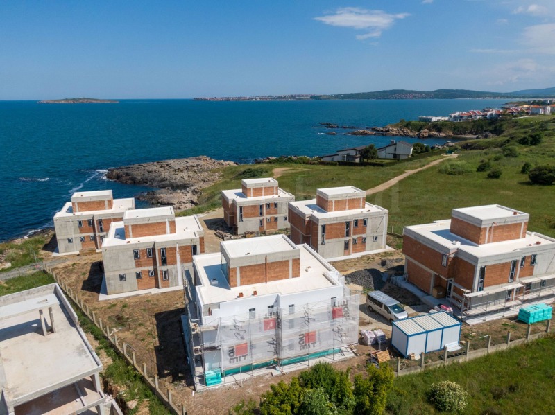 Продава КЪЩА, гр. Черноморец, област Бургас, снимка 16 - Къщи - 53119934