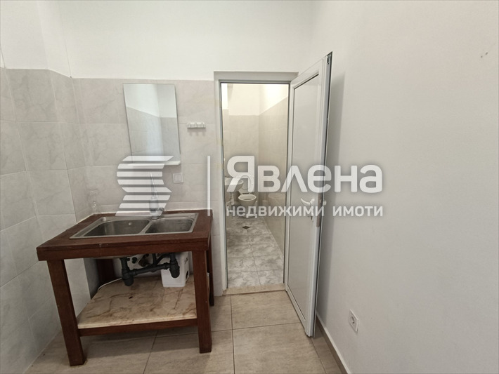 Продава МАГАЗИН, гр. Пловдив, Тракия, снимка 6 - Магазини - 55535216