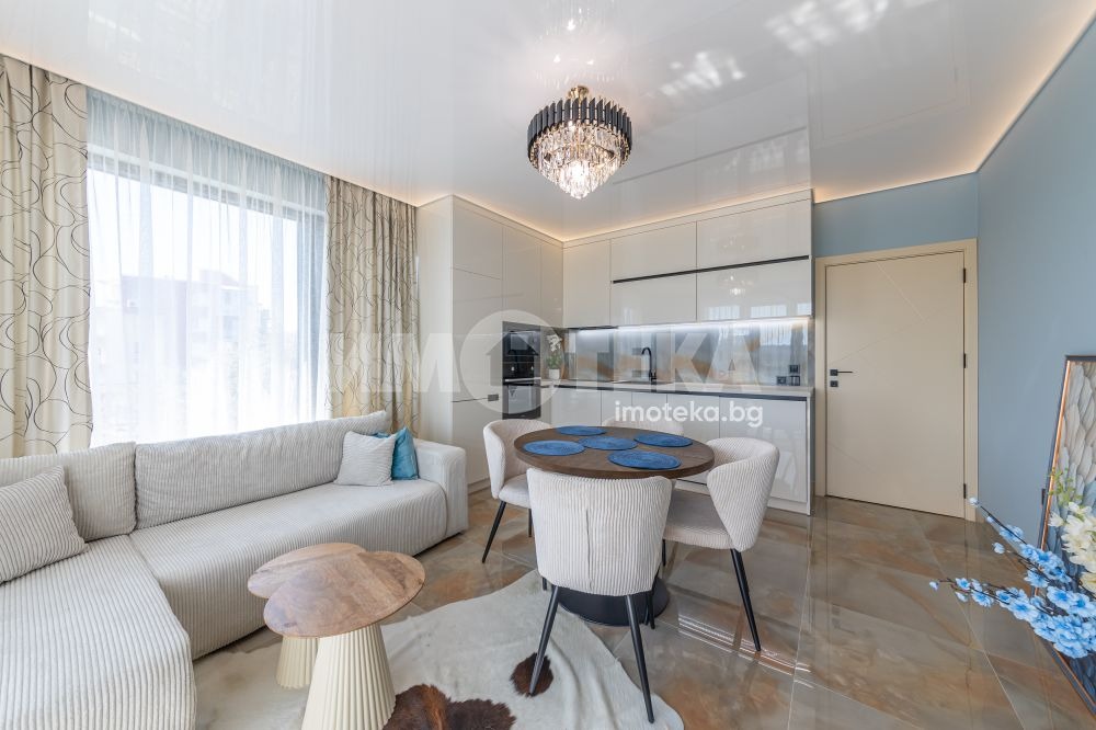 Продава 2-СТАЕН, гр. Варна, Бриз, снимка 3 - Апартаменти - 52443208