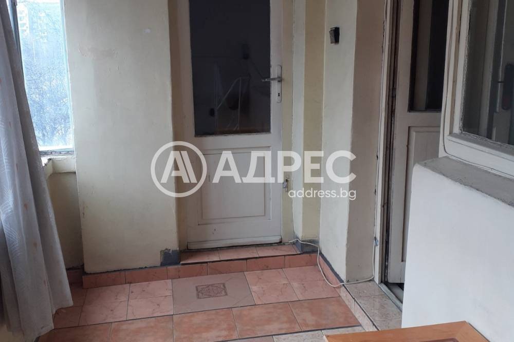 Продава ЕТАЖ ОТ КЪЩА, гр. Пловдив, Мараша, снимка 6 - Етаж от къща - 54105977