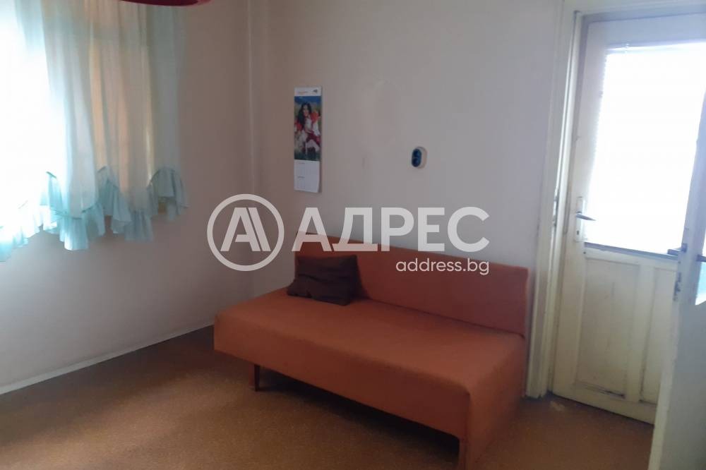 Продава ЕТАЖ ОТ КЪЩА, гр. Пловдив, Мараша, снимка 4 - Етаж от къща - 54105977