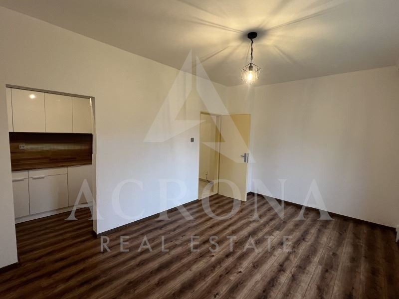 Продава 3-СТАЕН, гр. Пловдив, Въстанически, снимка 2 - Апартаменти - 55346936