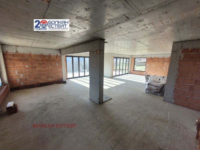 Продава КЪЩА, с. Радковци, област Велико Търново, снимка 12 - Къщи - 41822184