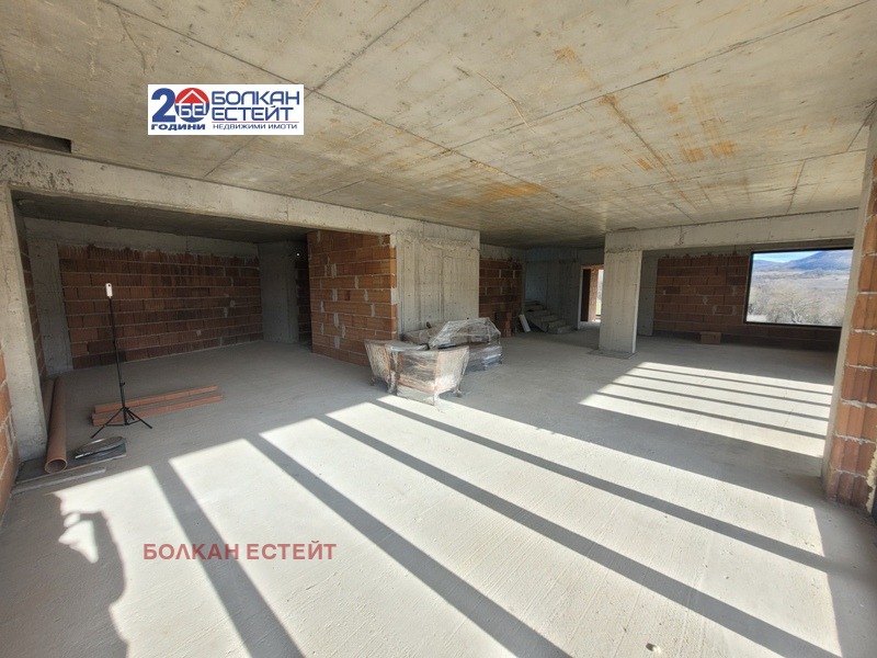 Продава КЪЩА, с. Радковци, област Велико Търново, снимка 10 - Къщи - 41822184