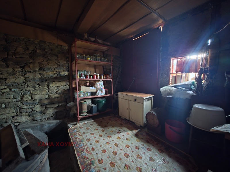 Продава КЪЩА, с. Орешак, област Ловеч, снимка 8 - Къщи - 53443795