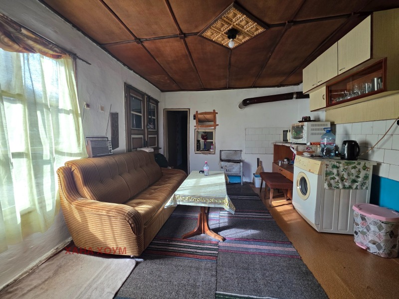 Продава КЪЩА, с. Орешак, област Ловеч, снимка 6 - Къщи - 53443795