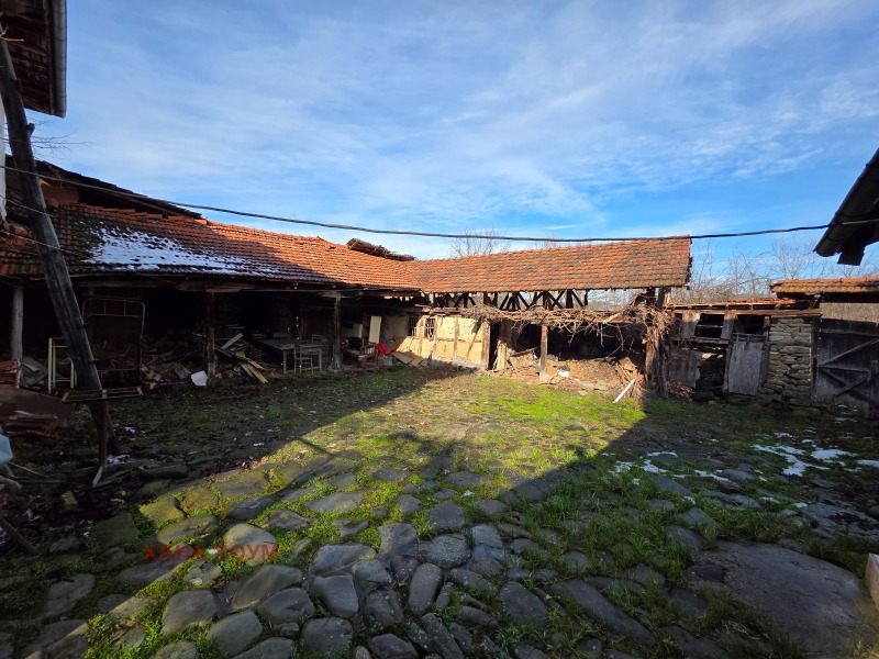 Продава КЪЩА, с. Орешак, област Ловеч, снимка 4 - Къщи - 53443795