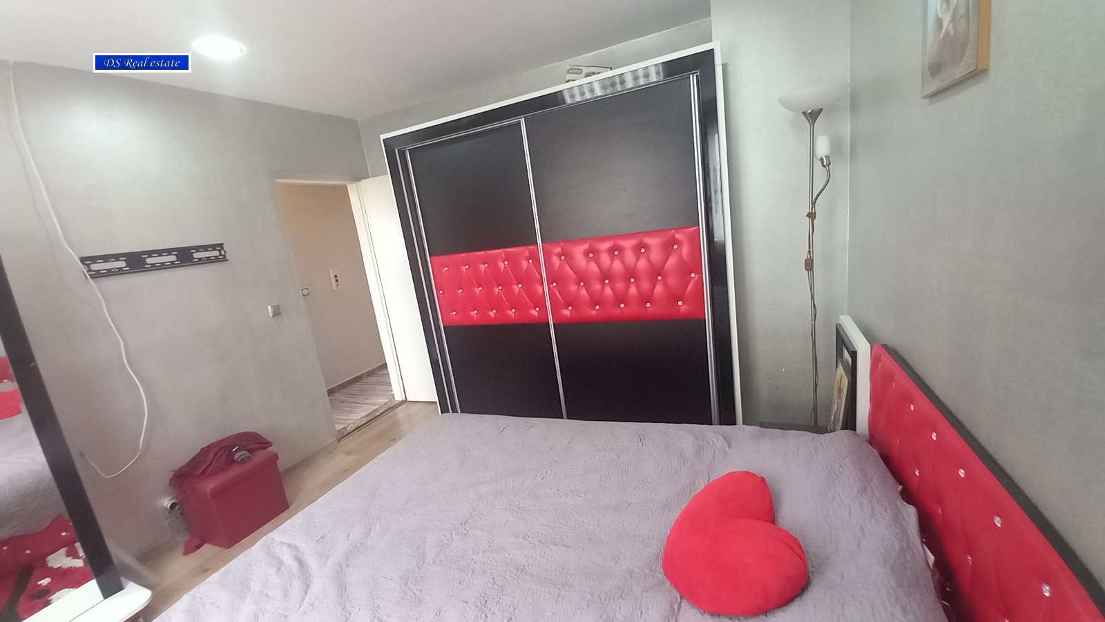 Продава 3-СТАЕН, гр. Разград, Стефан Караджа, снимка 13 - Апартаменти - 55621275