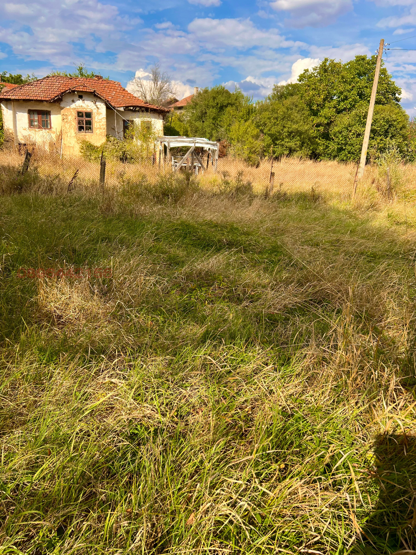 Продава ПАРЦЕЛ, с. Режанци, област Перник