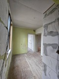 Продава  Етаж от къща град Шумен , Куршун чешма , 81 кв.м | 99348001 - изображение [5]