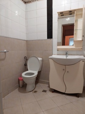4-стаен град Бургас, Център 5