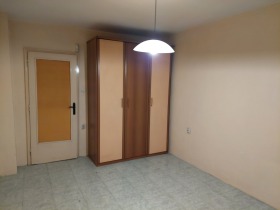 4-стаен град Бургас, Център 3